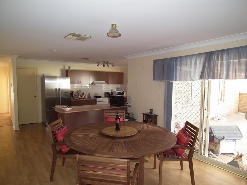 19 Thomas Tom Crescent, Parkes NSW 2870
