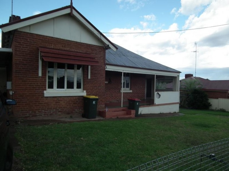 13 Bushman, Parkes NSW 2870