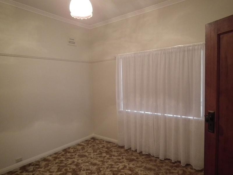 66 Mitchell Street, Parkes NSW 2870