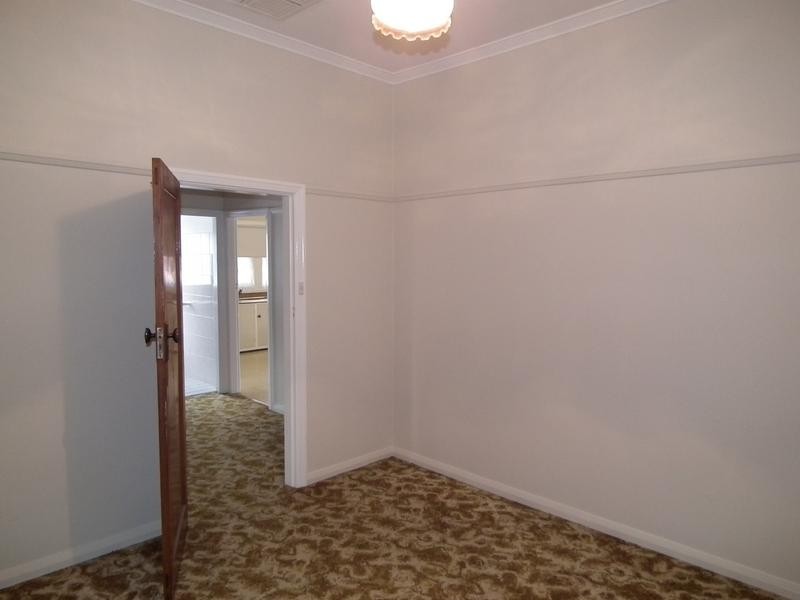66 Mitchell Street, Parkes NSW 2870