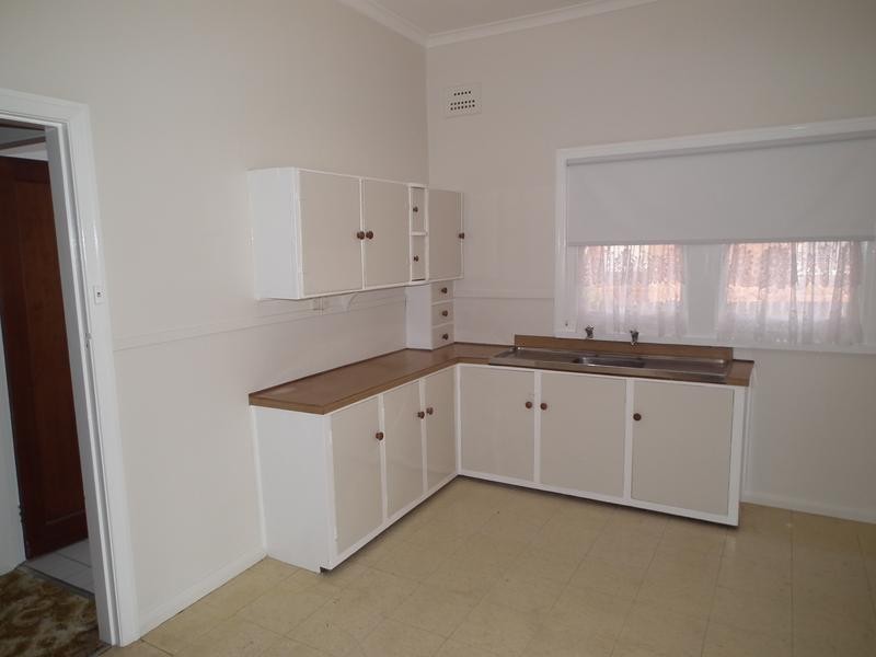 66 Mitchell Street, Parkes NSW 2870