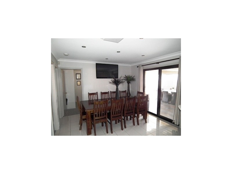 32 Paterson Street, Parkes NSW 2870