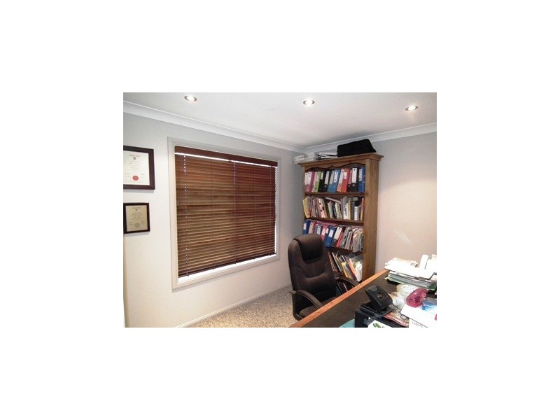 32 Paterson Street, Parkes NSW 2870