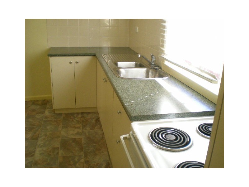 12 Gap Street, Parkes NSW 2870