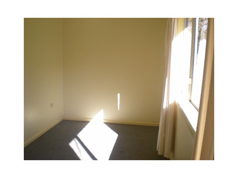 12 Gap Street, Parkes NSW 2870