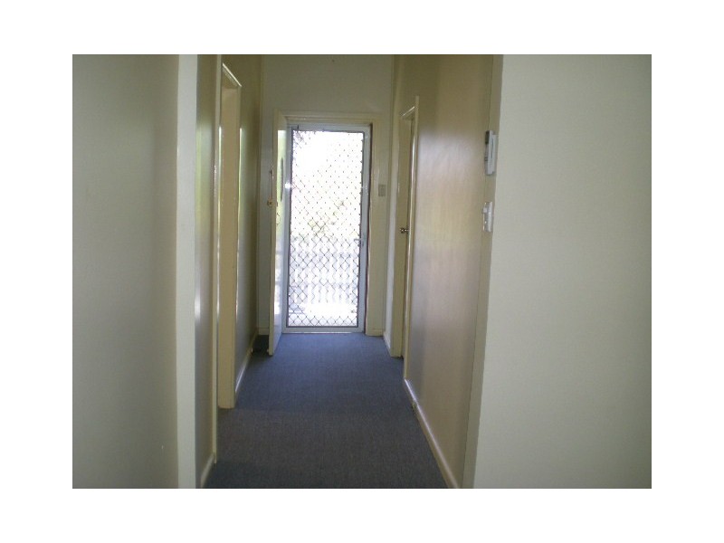 12 Gap Street, Parkes NSW 2870