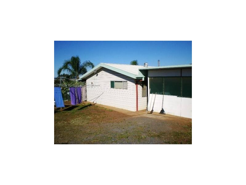 16-20 Howard, Parkes NSW 2870