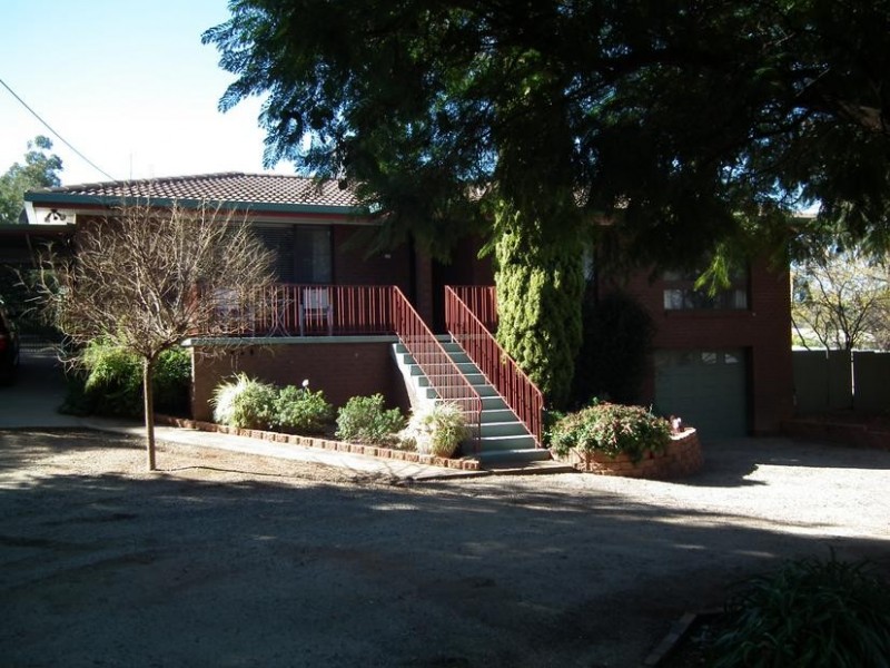 23 Albert Street, Parkes NSW 2870