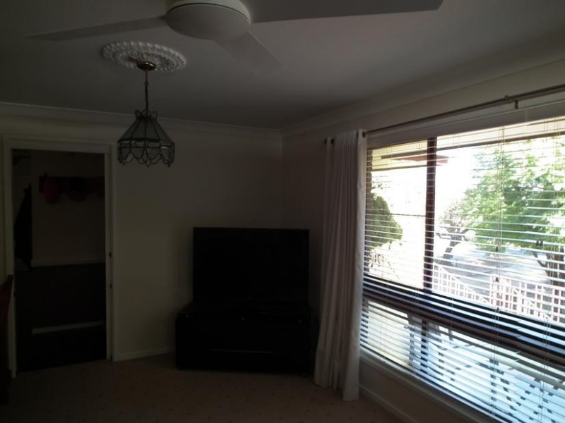 23 Albert Street, Parkes NSW 2870
