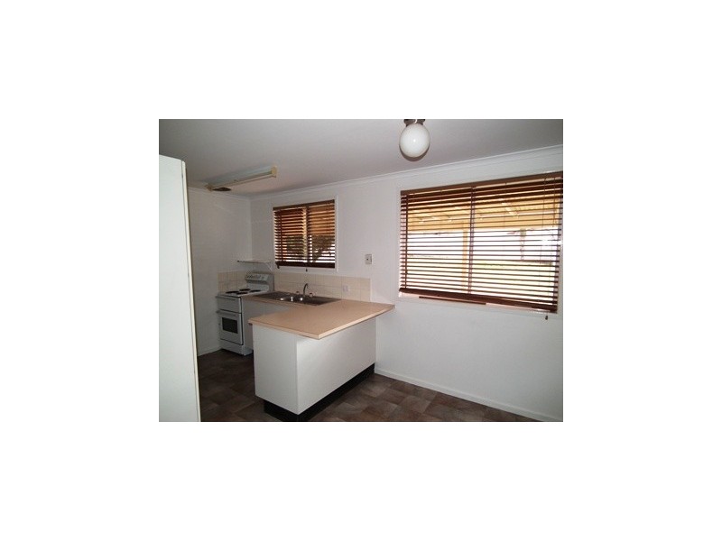 6 Guillan Place, Parkes NSW 2870