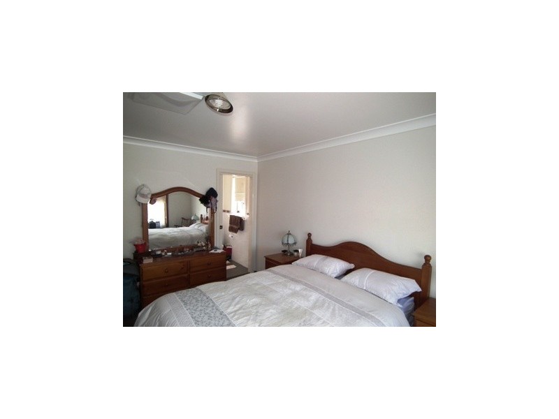 10 Werona Place, Parkes NSW 2870