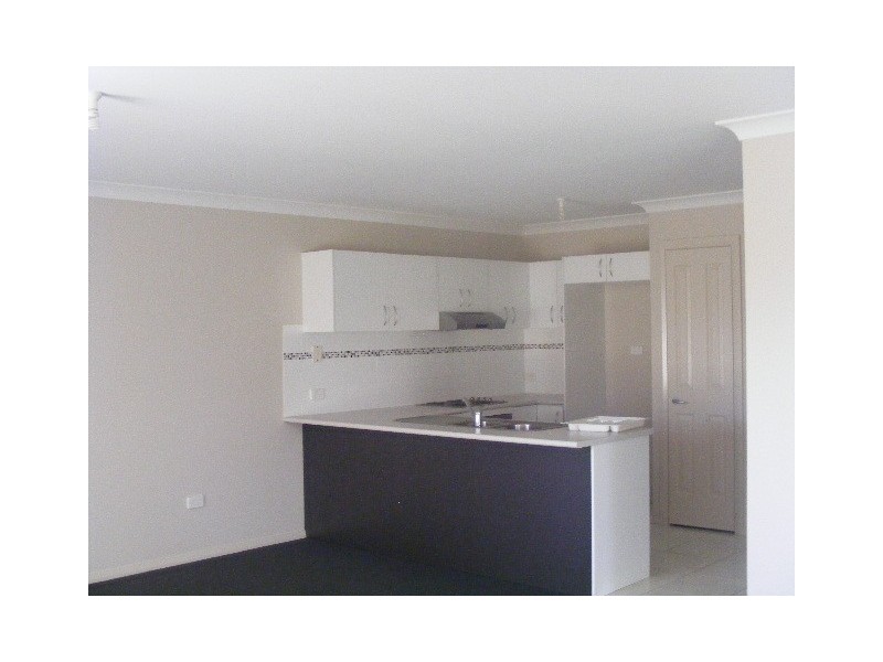 1/80 Close Street, Parkes NSW 2870