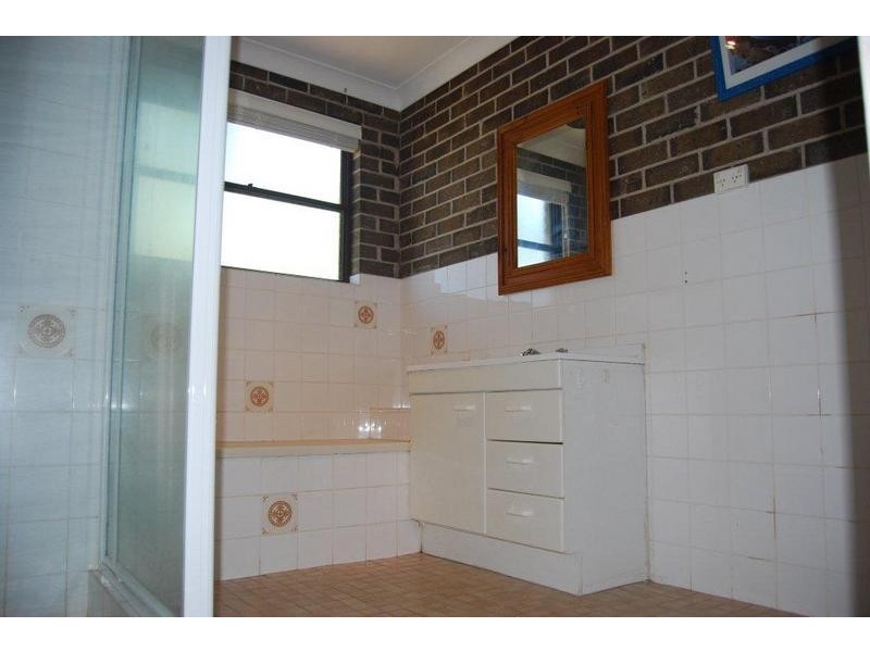 45 Barton Street, Parkes NSW 2870