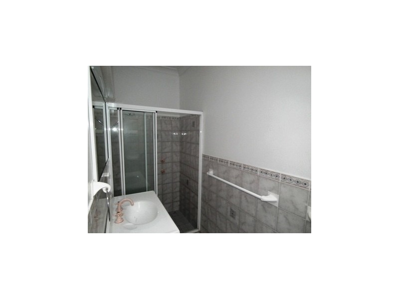 6 Forster Street, Parkes NSW 2870