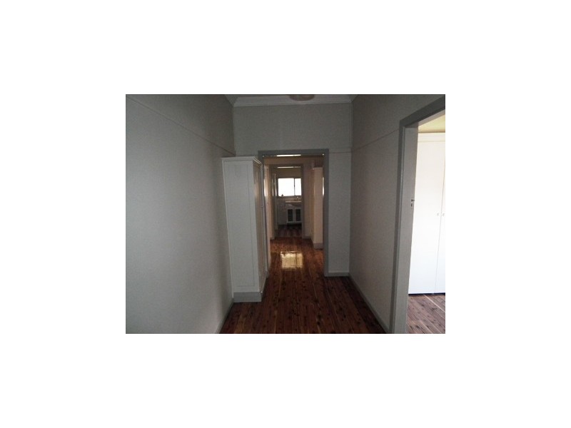 4 Rose Street, Parkes NSW 2870