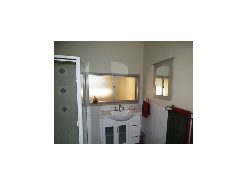 4 Rose Street, Parkes NSW 2870