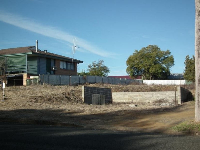 89 High Street, Parkes NSW 2870