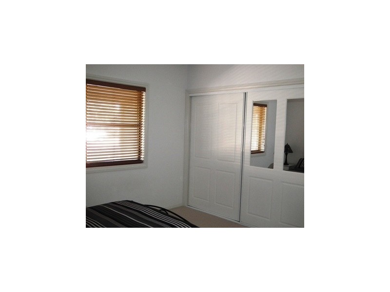 7-9 Cooke Street, Parkes NSW 2870