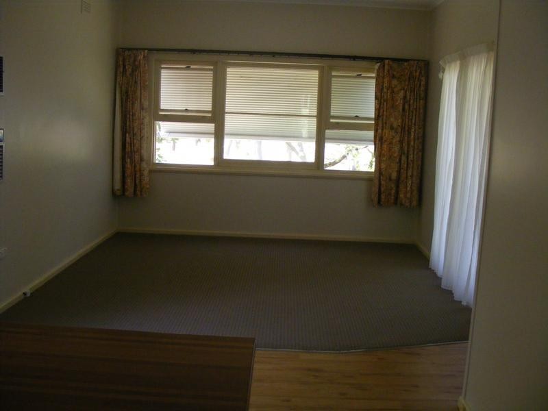 30 Coleman Road, Parkes NSW 2870