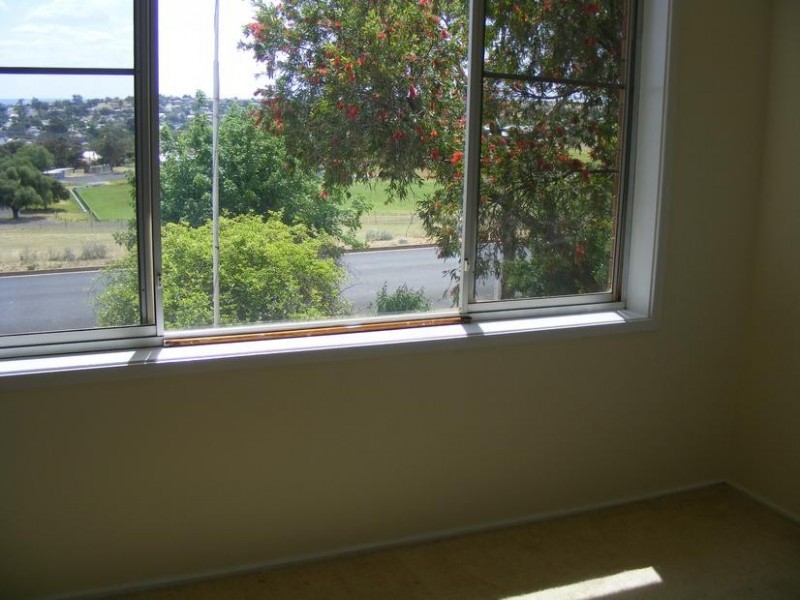 81 East Street, Parkes NSW 2870