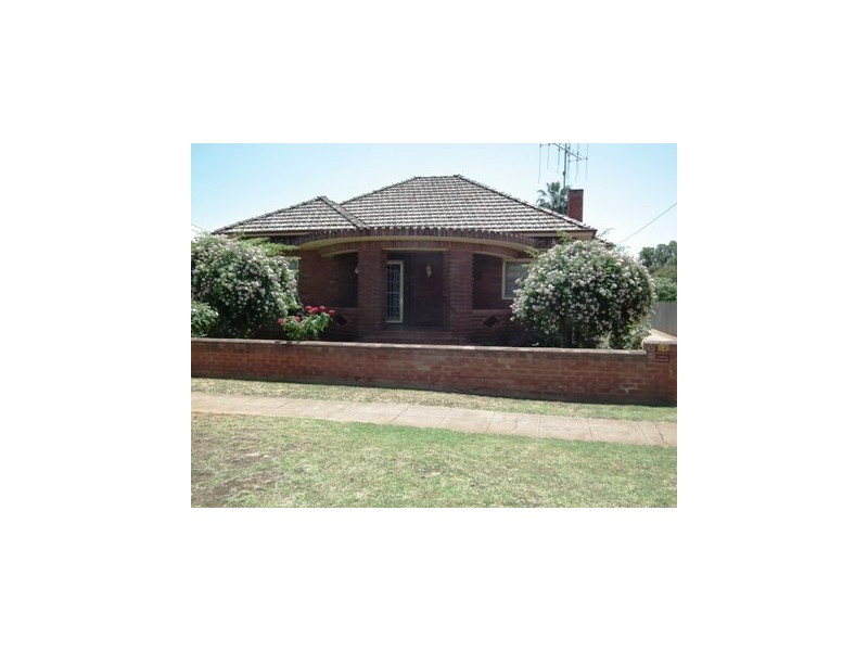 68 Mitchell Street, Parkes NSW 2870