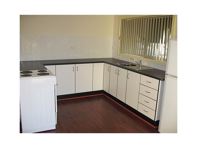 9 Clarinda Street, Parkes NSW 2870