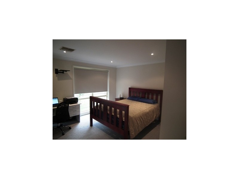 6 Caledonia Street, Parkes NSW 2870