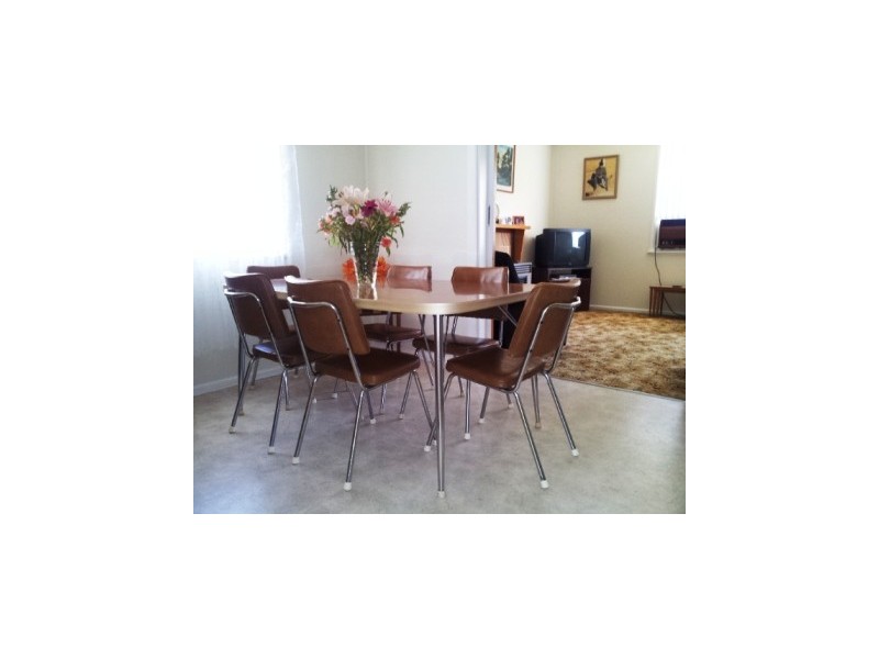 10 Captain Wilson Ave, Parkes NSW 2870