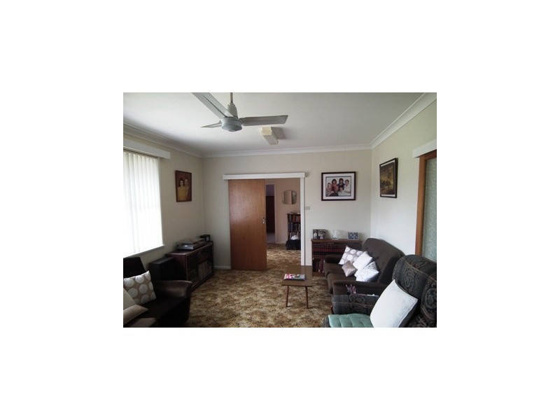 10 Captain Wilson Ave, Parkes NSW 2870