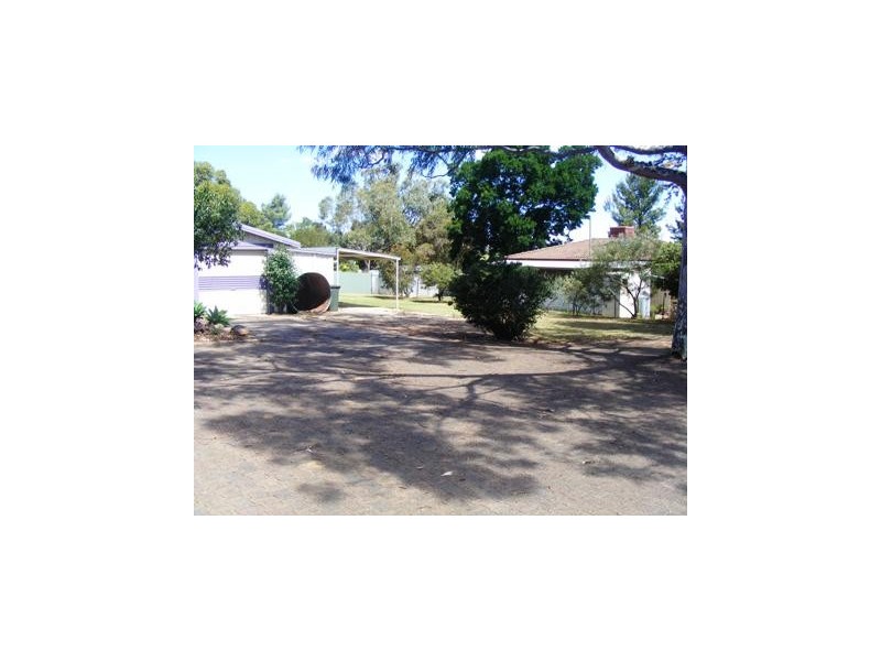 88-90 Peak Hill Road, Parkes NSW 2870