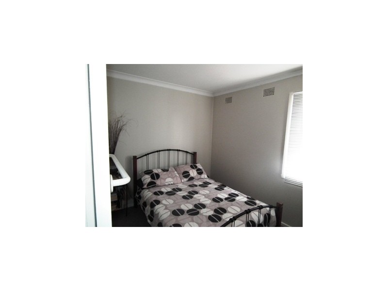 4 Porter St, Parkes NSW 2870