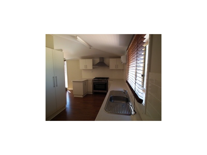 51 Church Street, Parkes NSW 2870