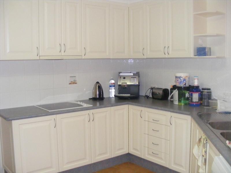 4 Hazelbank Ave, Parkes NSW 2870