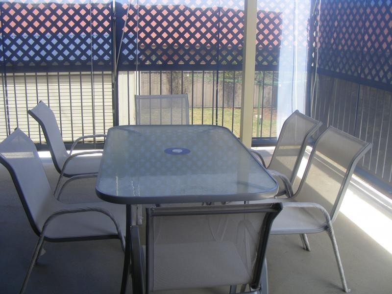 4 Hazelbank Ave, Parkes NSW 2870