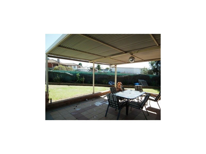 10 Werona Place, Parkes NSW 2870