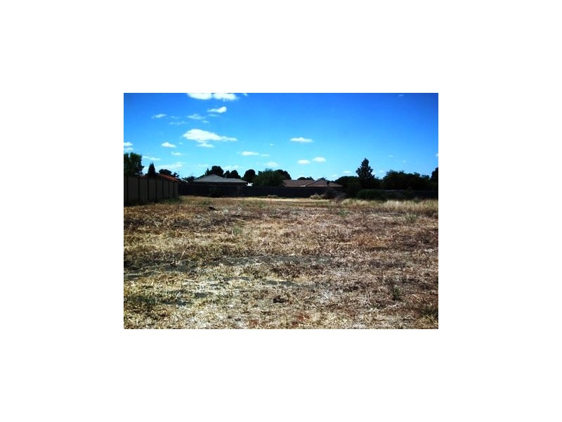 10 Monastery Close, Parkes NSW 2870