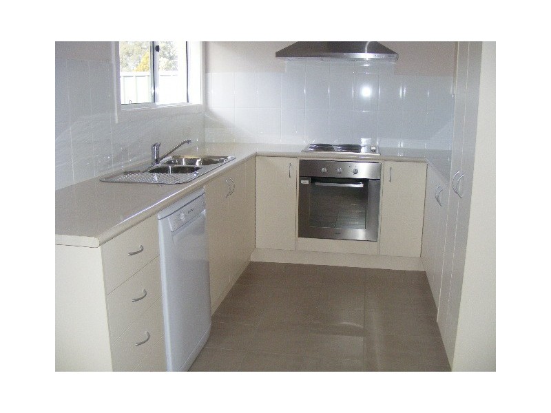 5/2A Wilga St, Parkes NSW 2870