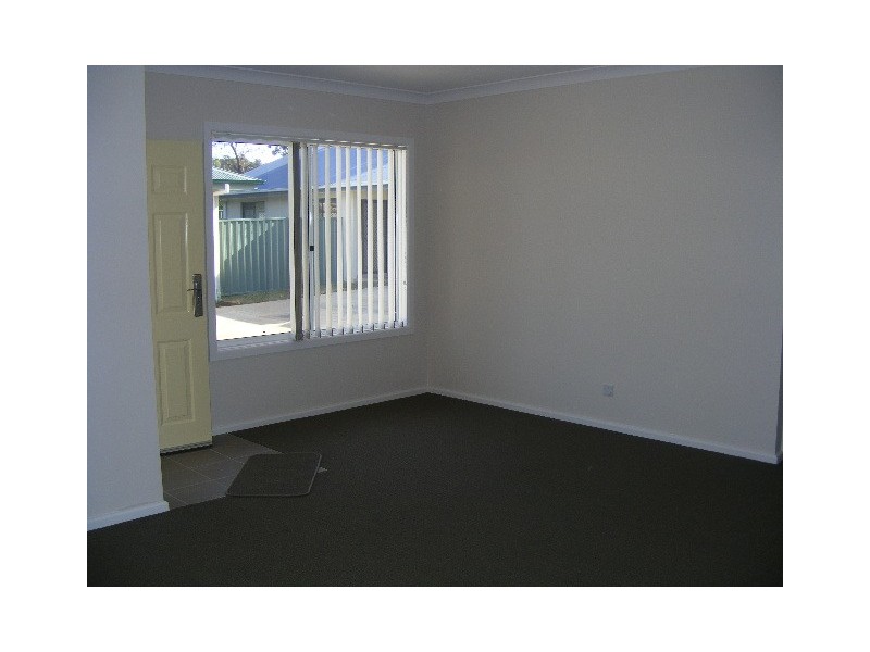 5/2A Wilga St, Parkes NSW 2870