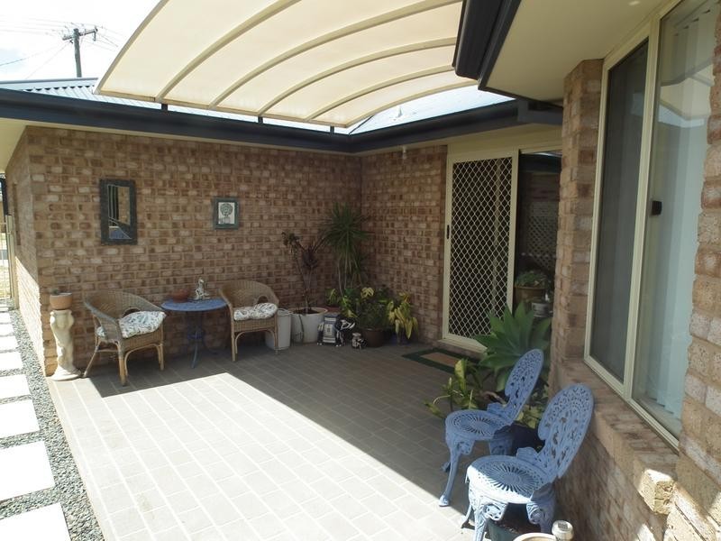 5 Guillan Place, Parkes NSW 2870