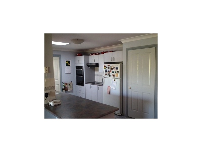 8 Russell Street, Parkes NSW 2870