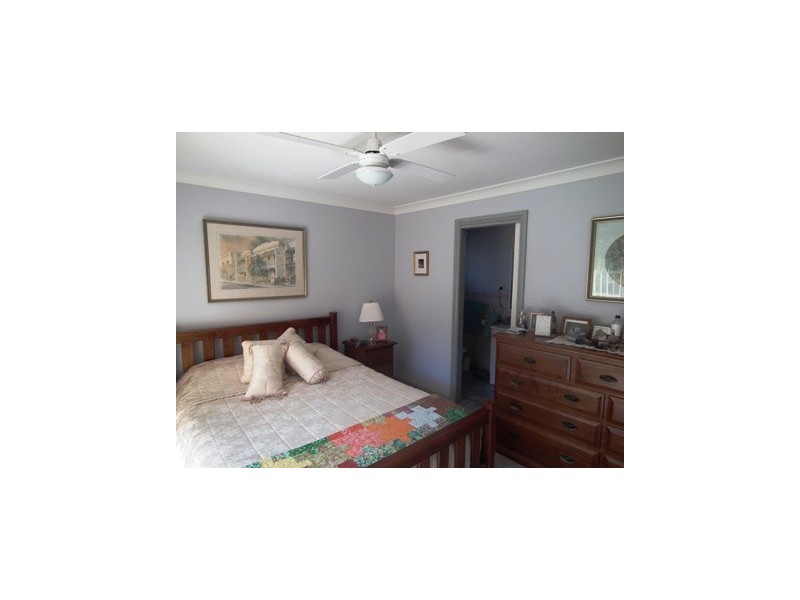 8 Russell Street, Parkes NSW 2870