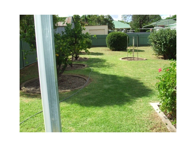 46 Victoria Street, Parkes NSW 2870