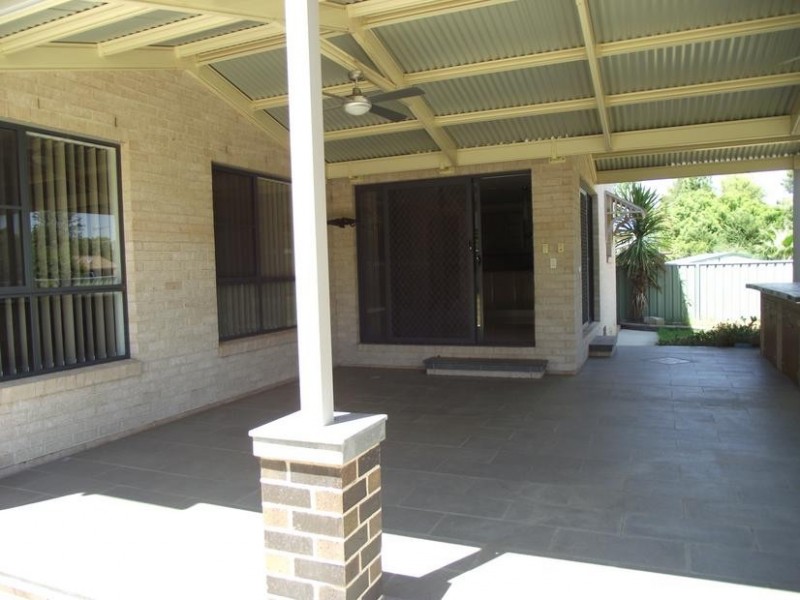 14 Glengowrie St, Parkes NSW 2870