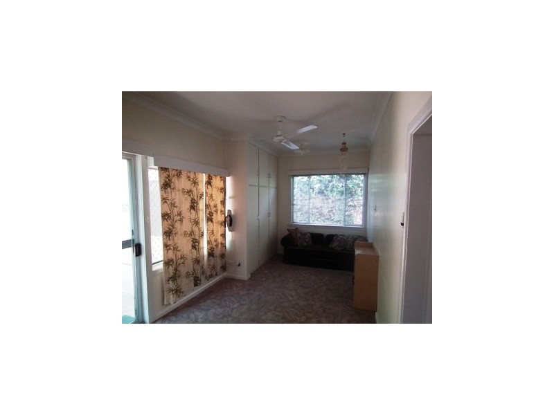 12 Waratah Street, Parkes NSW 2870