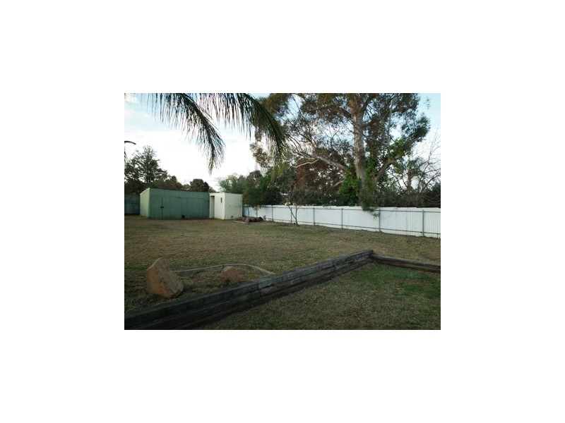 6 Forster Street, Parkes NSW 2870