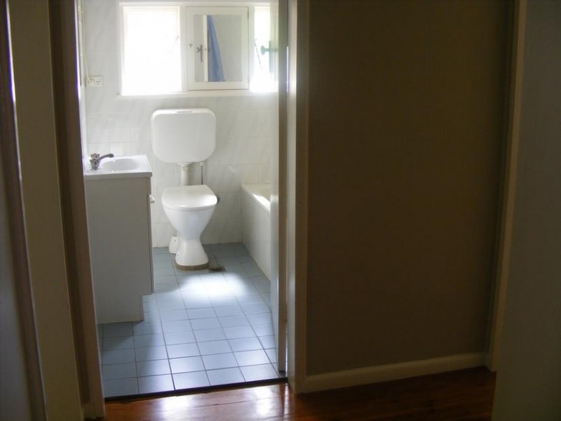 17 East Street, Parkes NSW 2870