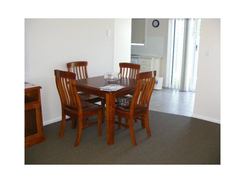 6/2A Wilga Street, Parkes NSW 2870