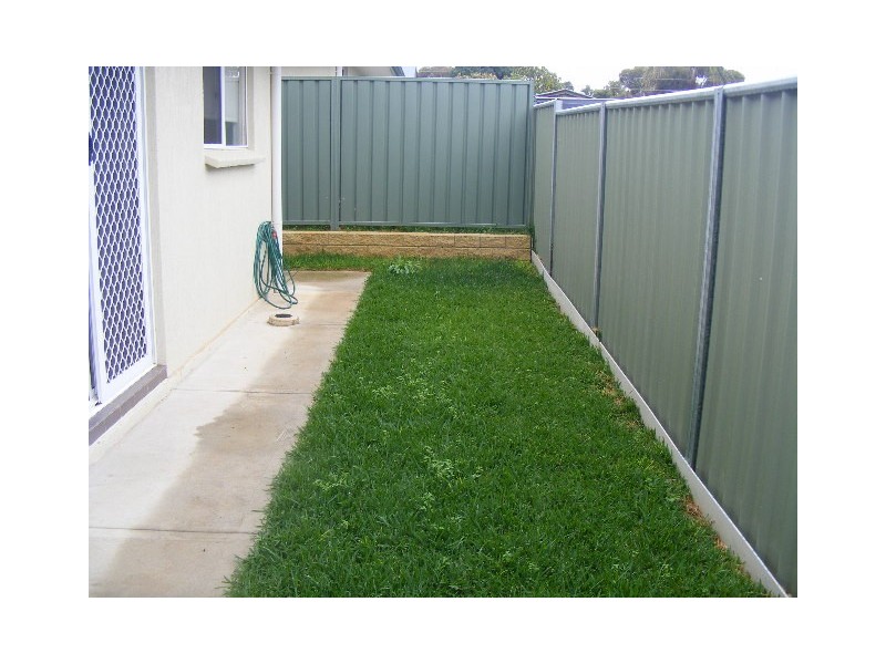 6/2A Wilga Street, Parkes NSW 2870