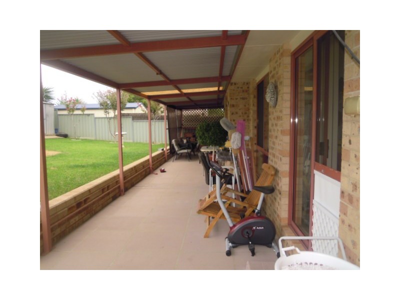 33 Park Street, Parkes NSW 2870