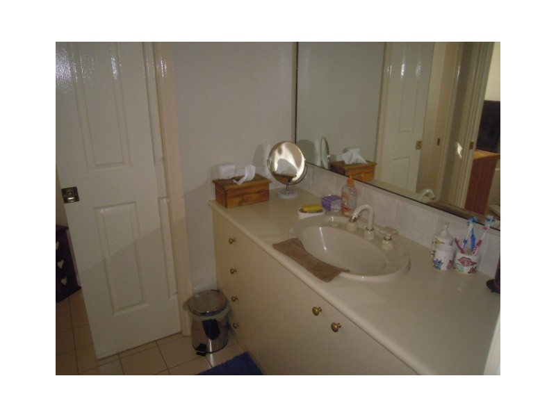 33 Park Street, Parkes NSW 2870